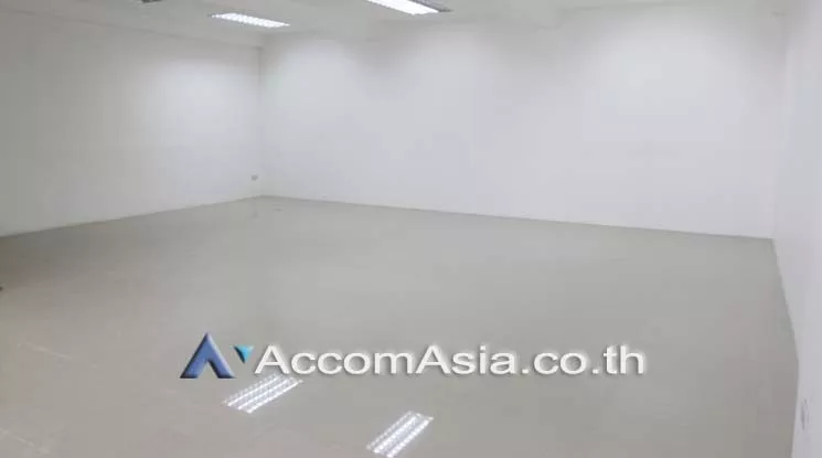 6  Studio Office Space For Rent in Sukhumvit ,Bangkok BTS Phra khanong at Park Avenue AA17394